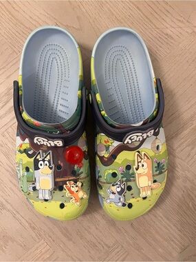 CROCS Adult Bluey Clogs
